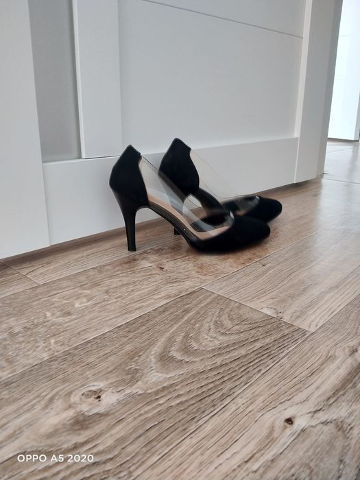 Продам туфли женские