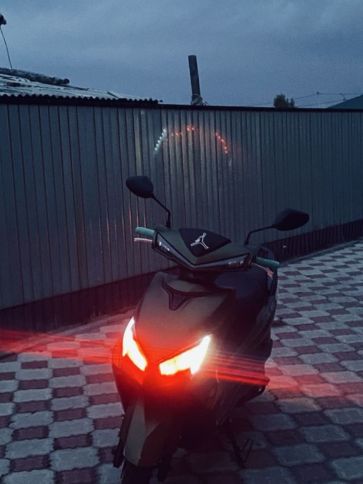 продам м8 про ……