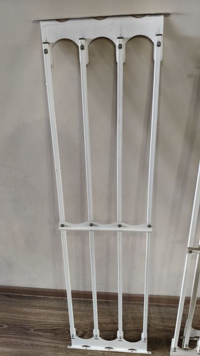 Продам решётку для пластиковых окон.