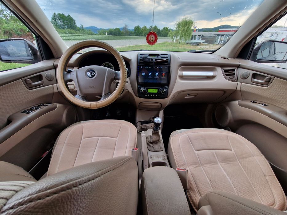 Vând Kia Sportage