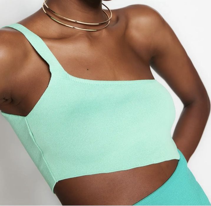 Красива къса рокля от плетиво