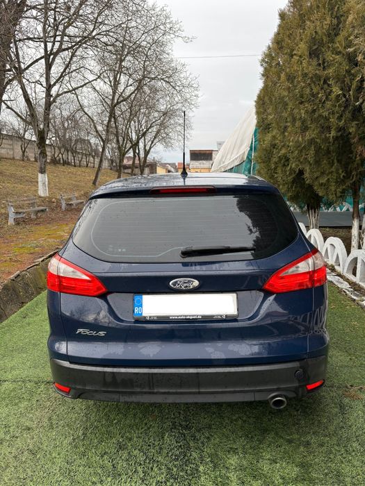 Ford Focus 2012 automat Titanium