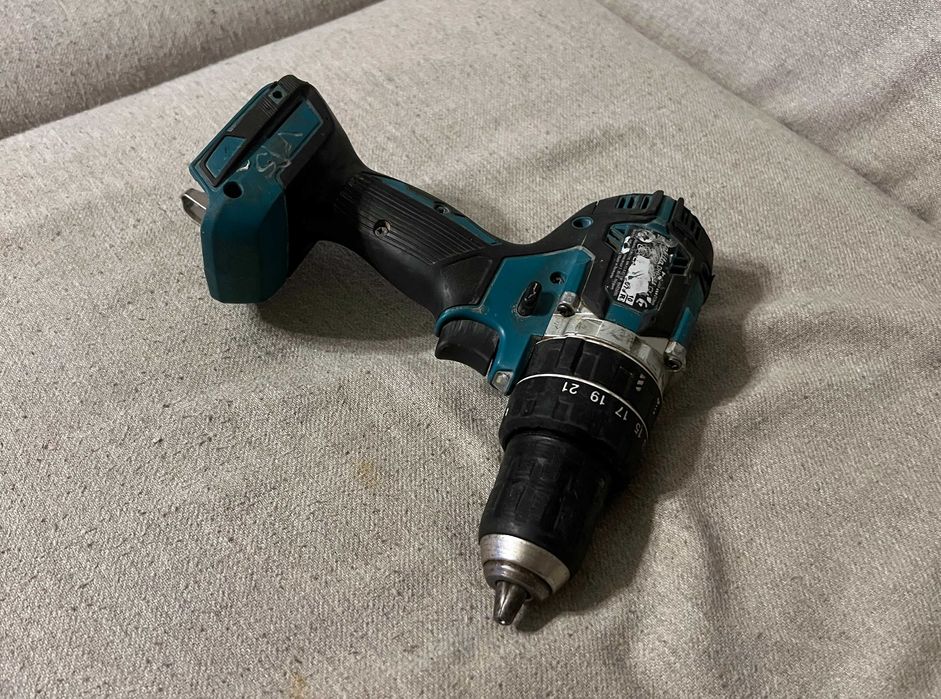 Masina de gaurit percutie Makita DHP484 18V LXT, doar corp, functional