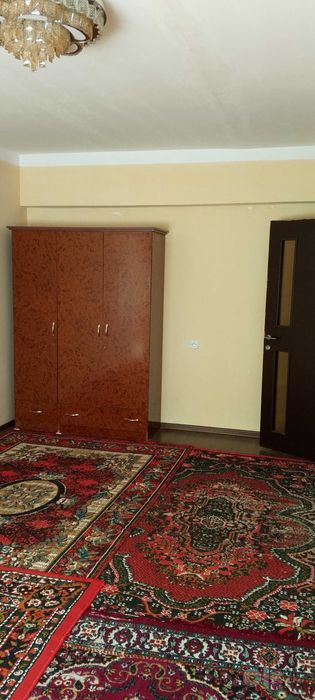 2 xonali uy Buxoro shaxar 7 mikrayon student qizlarga ijaraga beriladi