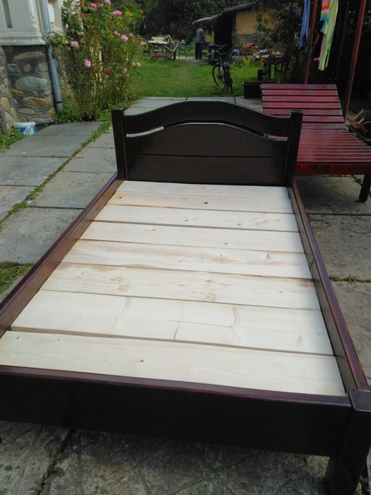 Pat nou lemn masiv