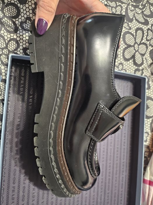 Loafers Prada impecabili