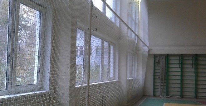 Сетка заградительная футбол