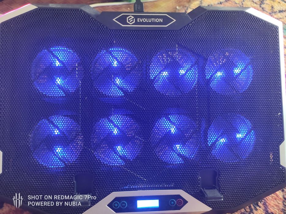 Подставка для ноутбука EVOLUTION