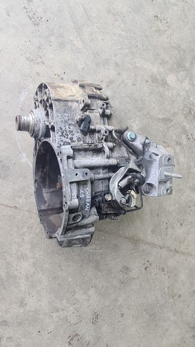 Cutie de viteze vw sharan 6 trepte 1.9 tdi an 2005 euro 3