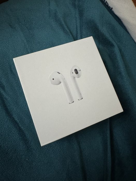 Airpods 2 продается б/у оригинал