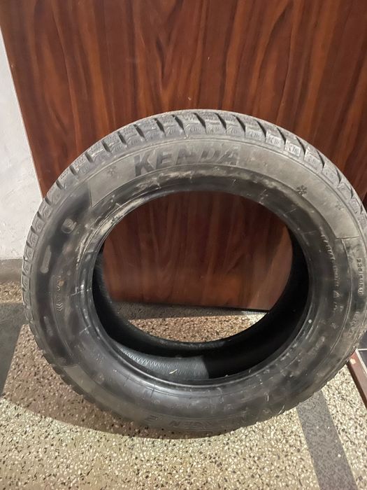 Земни гуми 235/60/18ц