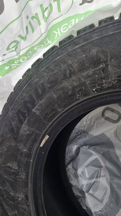 Шины зимние на шипах б/у