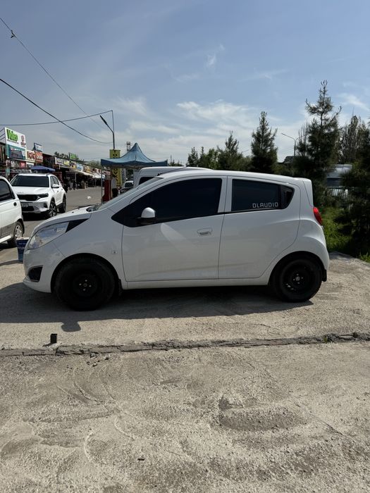 Spark sotiladi srochna