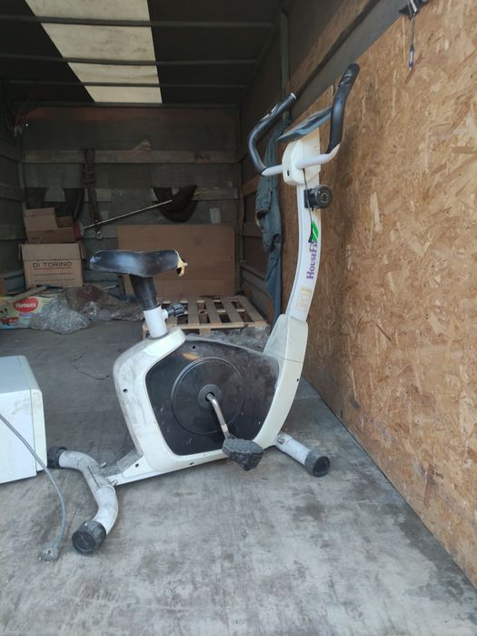 Велотренажёр HouseFit