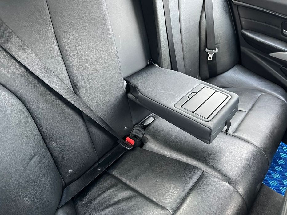 Dezmembrez bmw f30 f31 320d n47d20c m paket jante r18 interior m piese