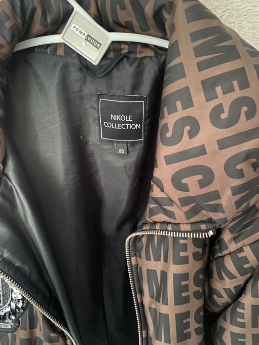 Яке на Nikolle колекшън ХС размер