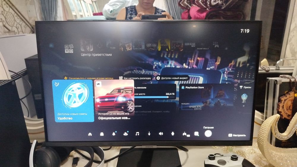 Samsung 4K 27 65hz монитор идеально состояние коробки документов есть