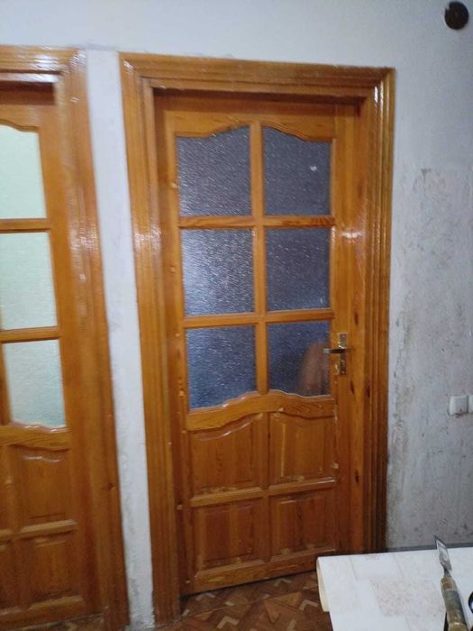 двери межкомнатные деревянные б/у
