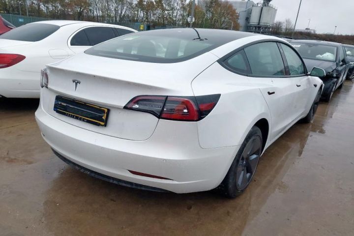 Dezmembrez Tesla Model 3 1 [2017 - 2020] Sedan 190 kW (258 HP) four-w
