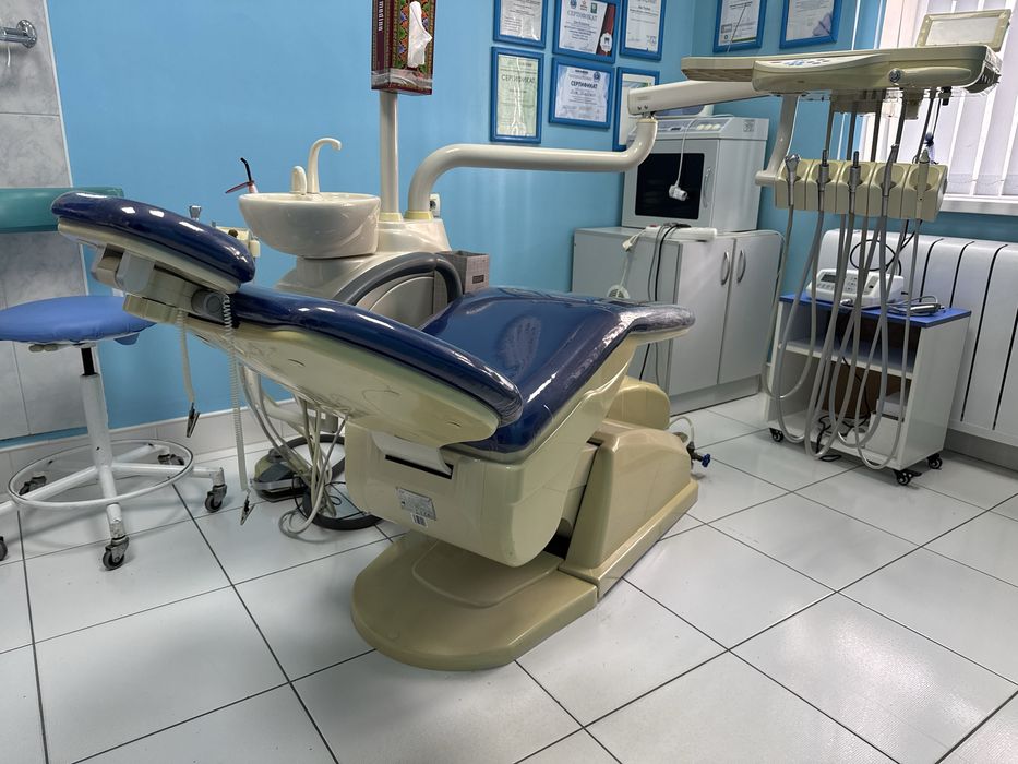 Стоматологическое  кресло
