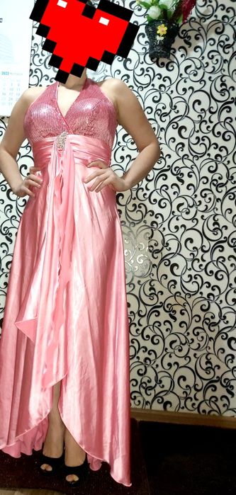 Продам шикарное платье.