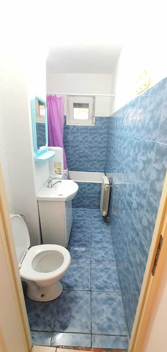 Închiriez apartament cu 2 camere ultracentral Marghita