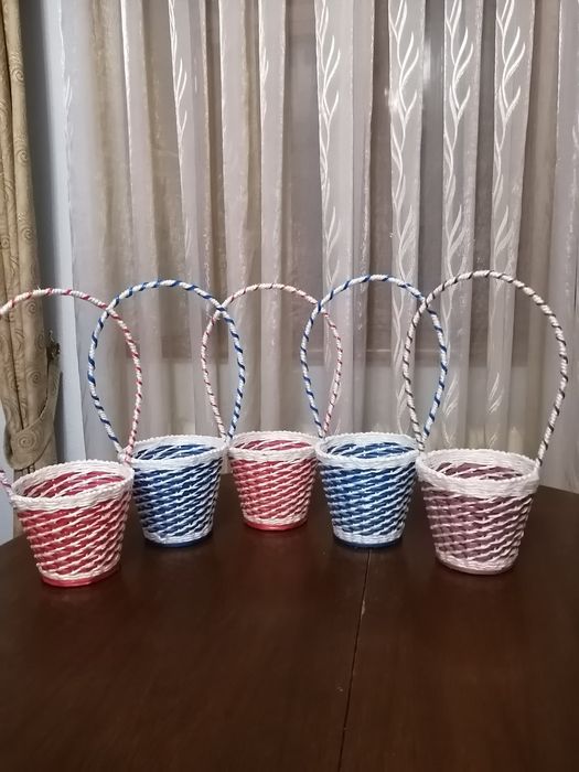Корзинки плетеные