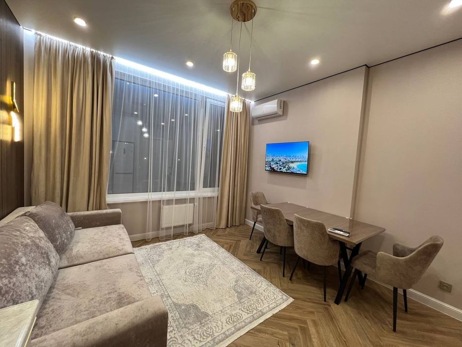 Сдается посуточно кв жк Дендропарк 25.000