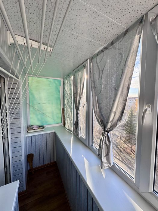 2 комнатная, Космонавтов 3