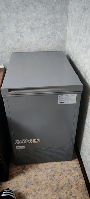 Продам морозильник