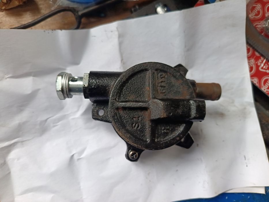 Вакуум Помпа Hyundai Santa Fe 2 2.2crdi