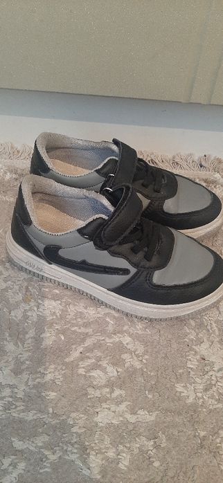 Детская обувь 2000тг