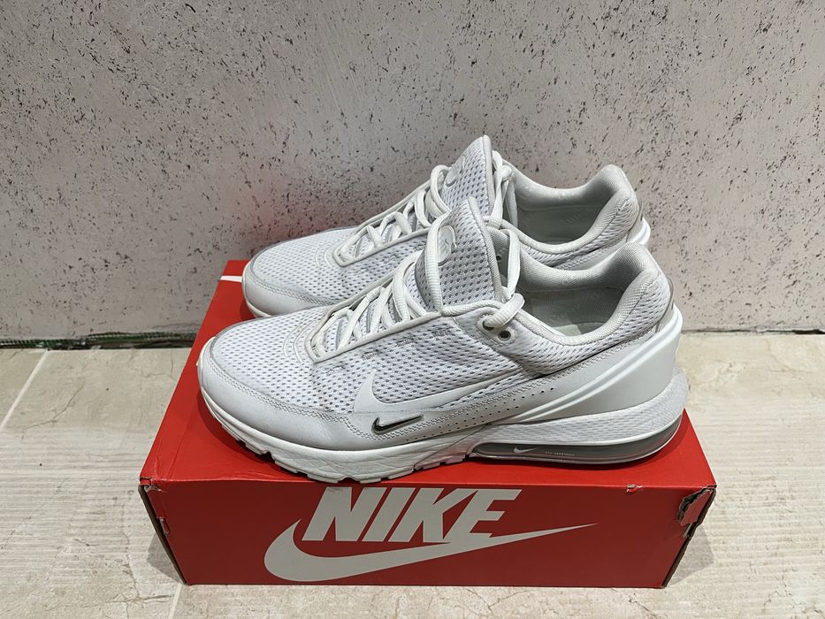 Nike Air Max Pulse