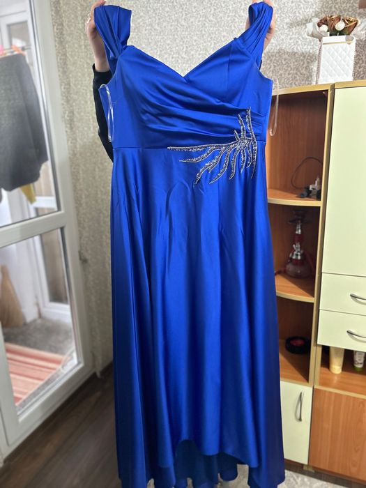 Бална рокля ,като нова