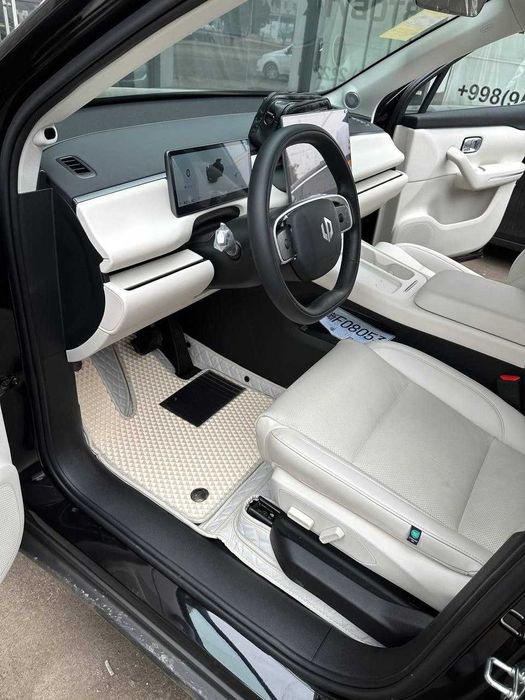 Polik EVA Premium Avto Kovrik, Suv va Changdan Himoya zakaz asosida