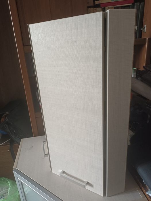 Продам 2 шкафа  куххонных