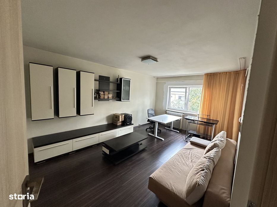 Vand apartament 2 camere | Decomandat | tip PB | zona Rogerius — fotografia 1