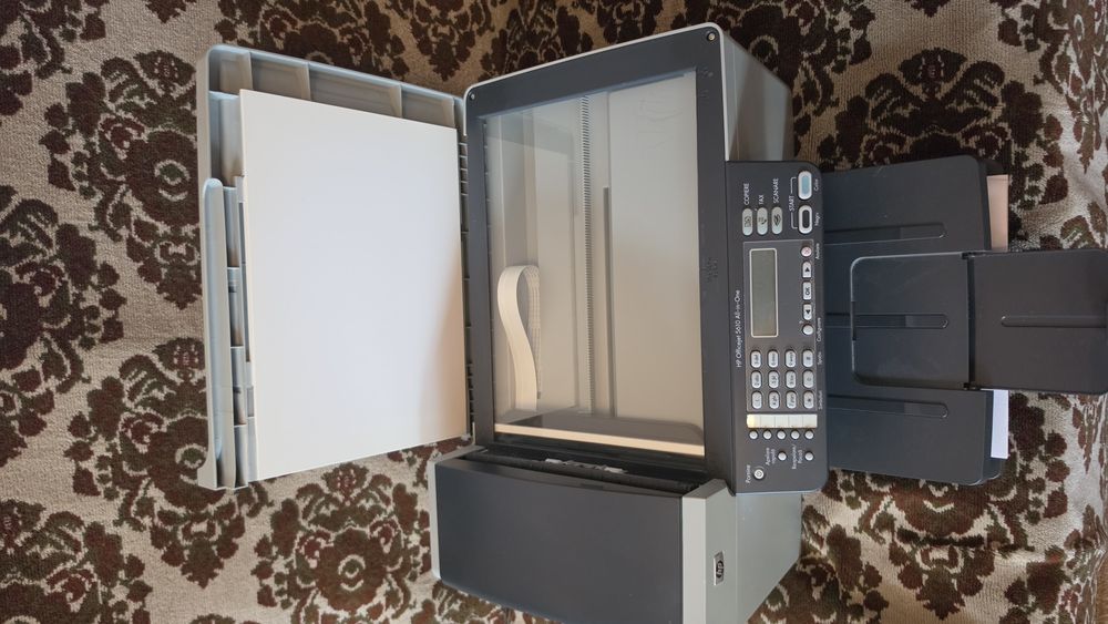 Multifuncțională HP Officejet 5610 All-in-One (Imprimantă, Scanner, Copiator, Fax) - În cutia originală, set complet
