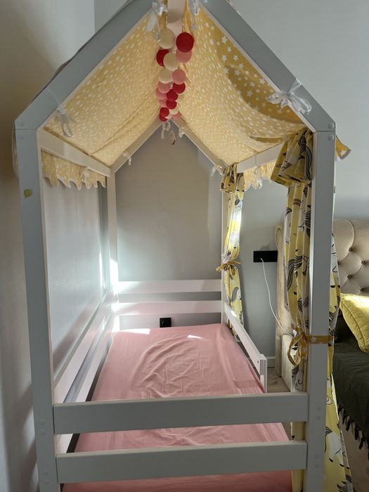 Кровать детская.