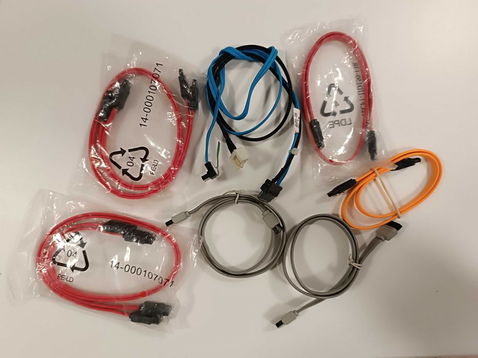 Cabluri IT / Audio / Video  (USB, VGA, DVI, SATA, alimentare)