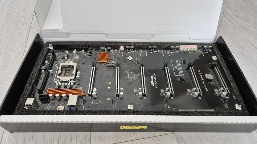 Placa de baza ASRock H510 Pro BTC+, LGA1200, 6 PCIe 3.0 x16