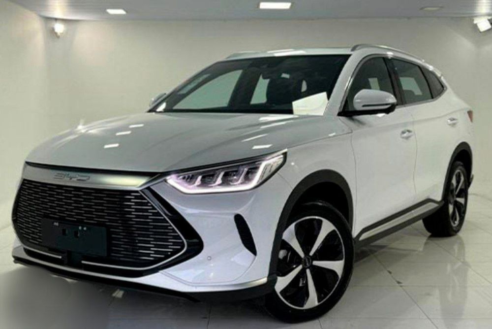 Продам BYD DMi SONG PLUS 4AWD Белый. Full. FLAGMANN. 2023 г.в. Гибрид