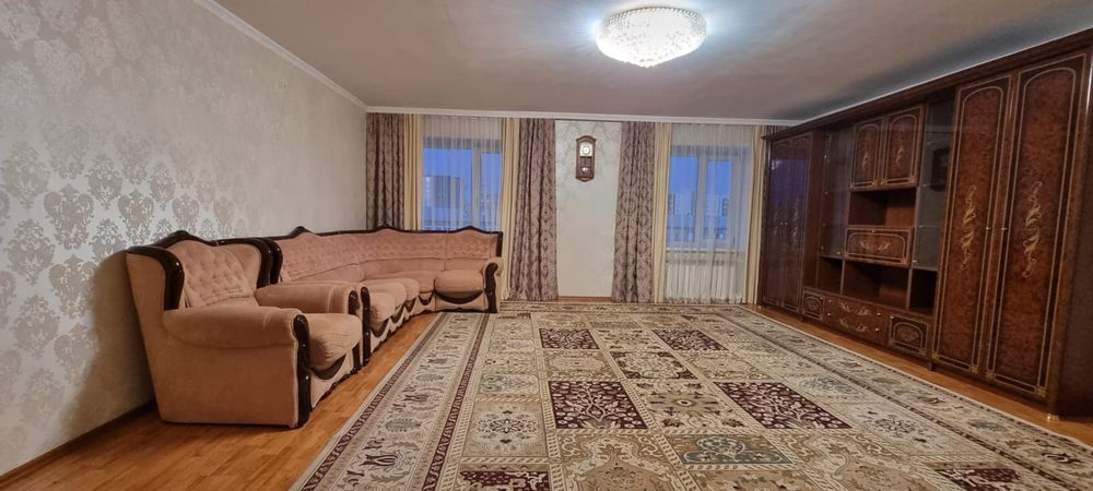 Продам 3 комн.квартиру в центре