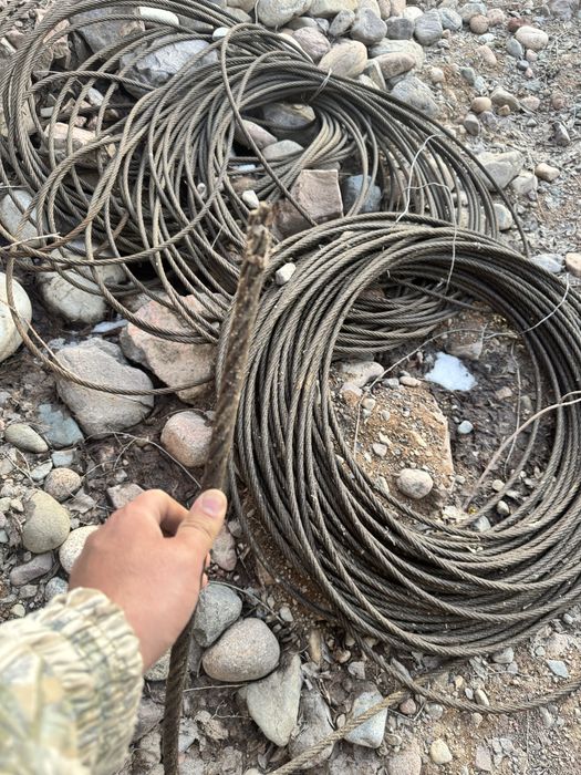 Трос стальной новый Есть наличий Две Бухты