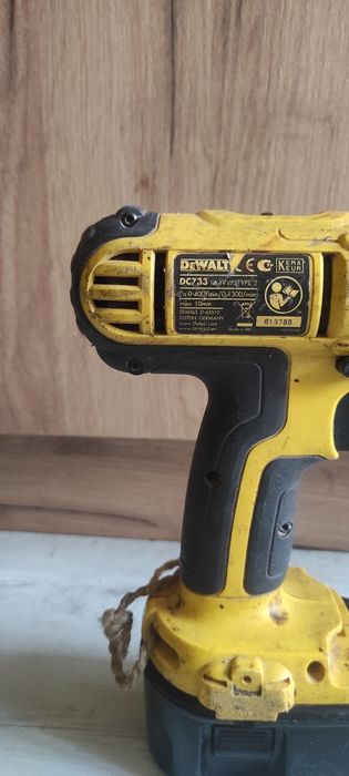 шуруповёрт девольт