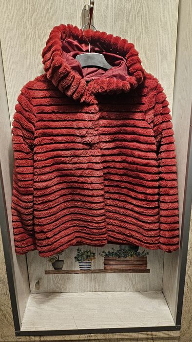 Късо палто Sarah Chole