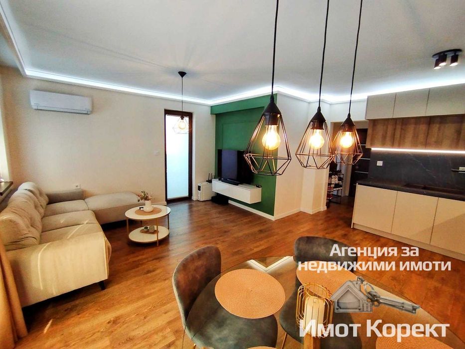 Продава се Двустаен апартамент в Асеновград - 74 кв.м за 827 €/кв.м - Снимка #2