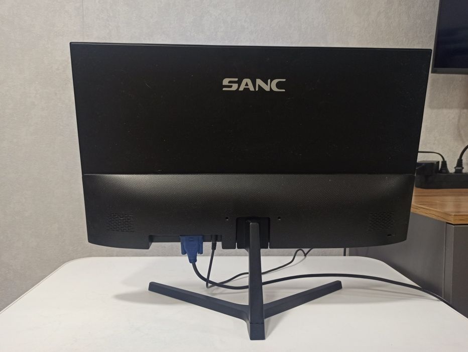 Монитор Sanc 21.5 дюймов