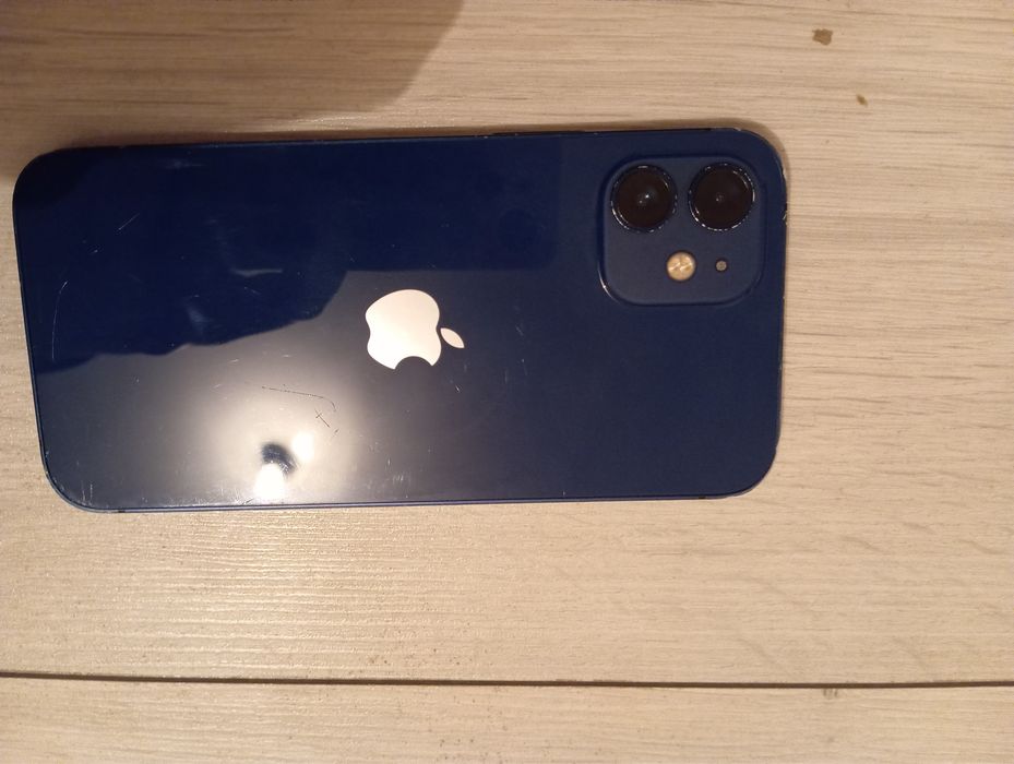 Iphone 12 продам