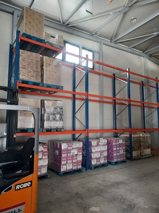 Rafturi depozitare marfa